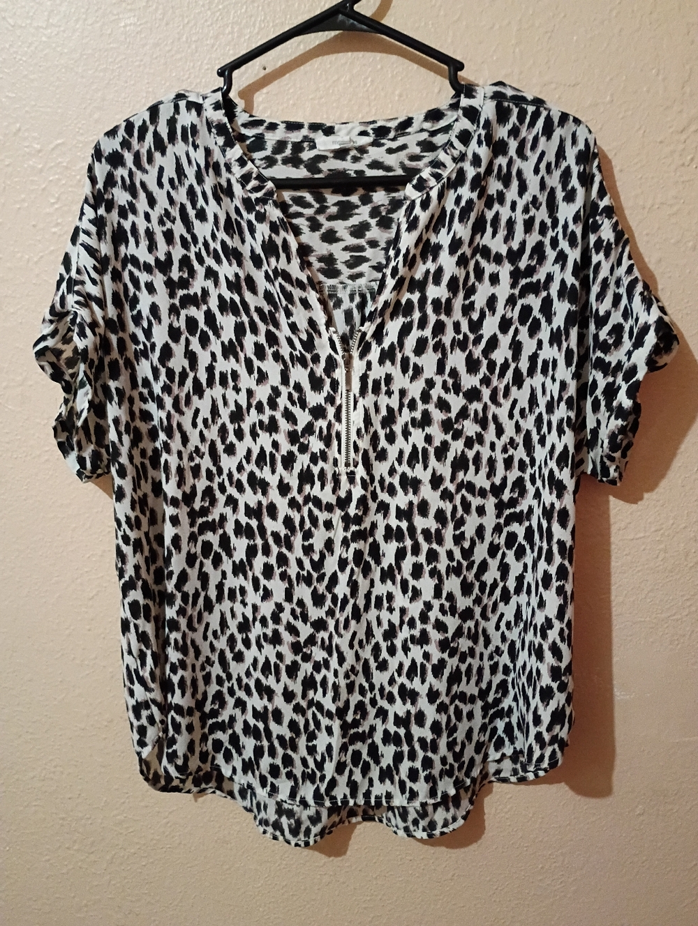 Maurices Size Large  Leopard Print Zip-Front Blouse
